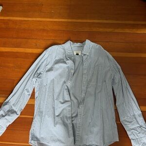 American Eagle Outfitters Blue and White Striped Shirt